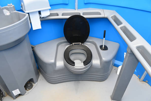 Best Portable restroom trailer rental  in Hayfork, CA